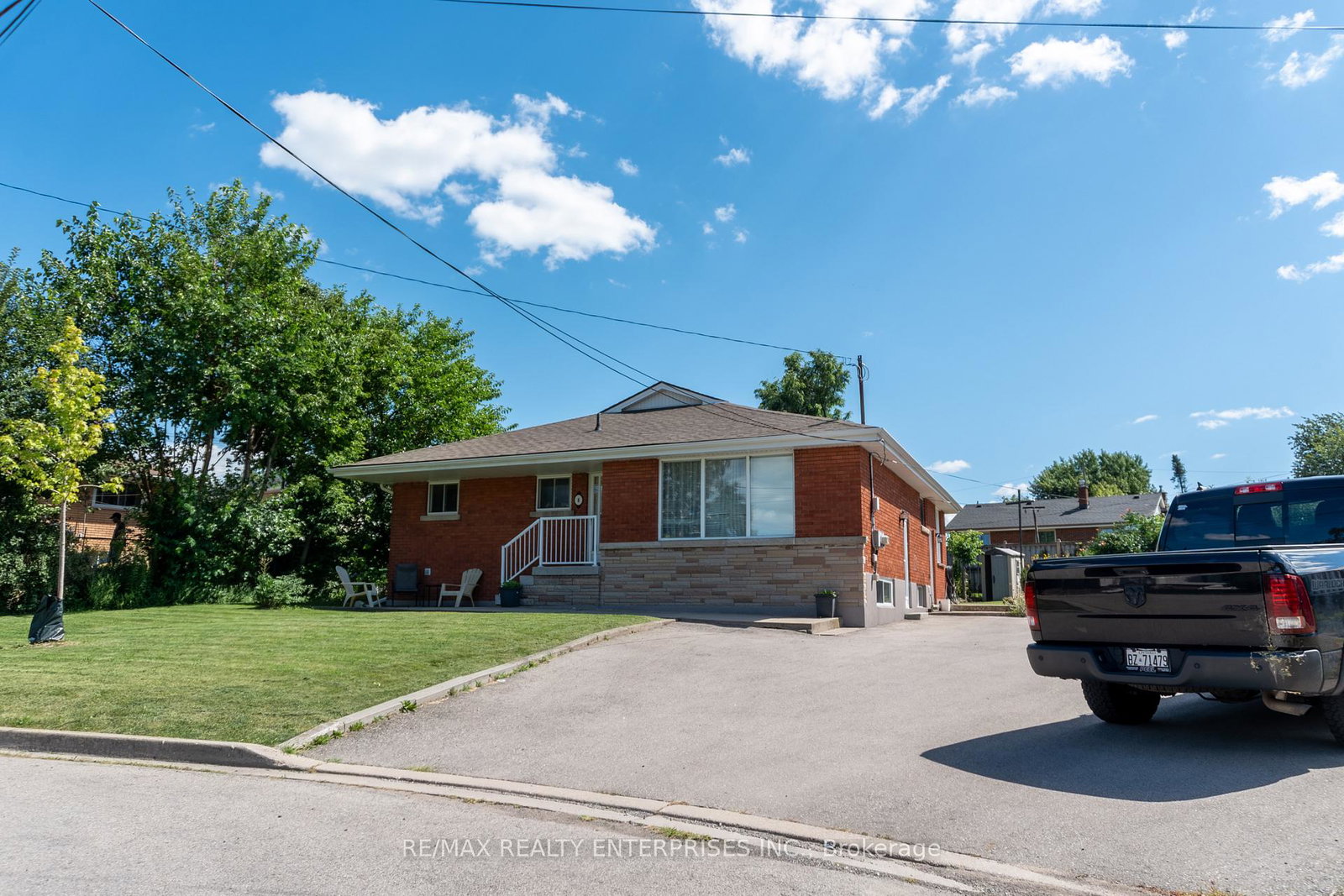 8-salmond-court-hamilton-ontario-x13027866