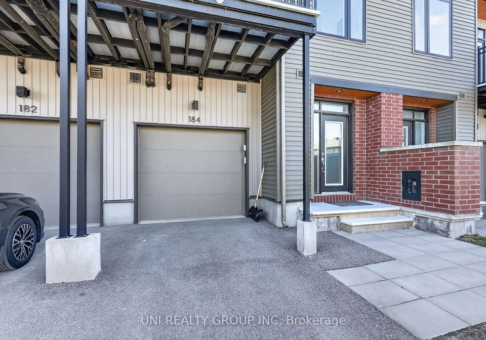 184-visor-private-kanata-ontario-x13027888
