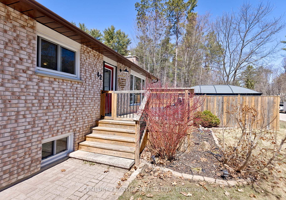 42-east-street-e-petawawa-ontario-x13027900