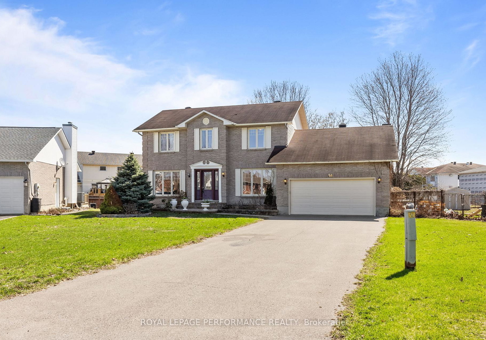 54-lapointe-boulevard-russell-ontario-x13027928