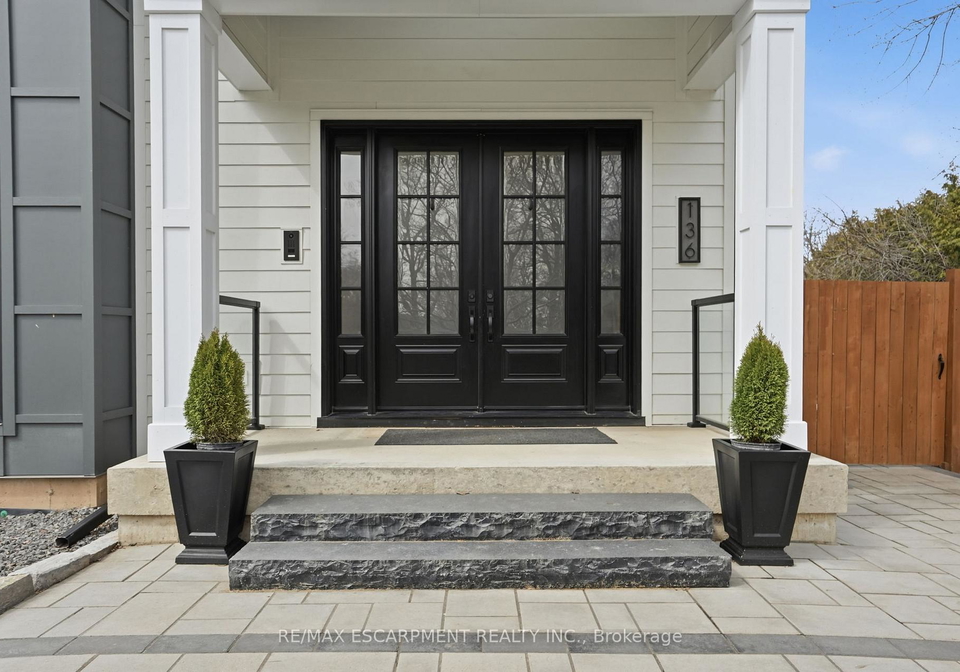 136-rockcliffe-road-hamilton-ontario-x13027982