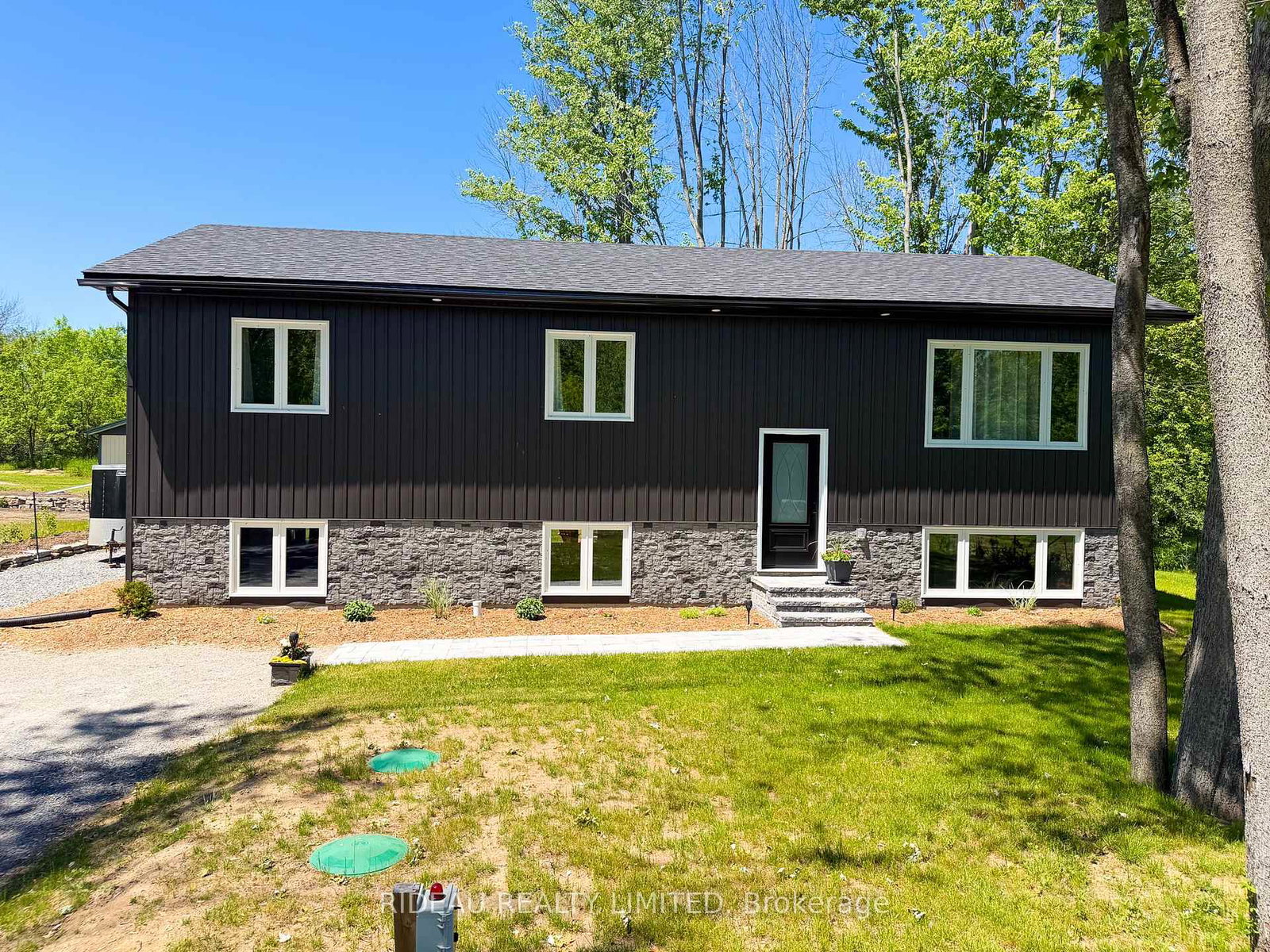7-brock-street-rideau-lakes-ontario-x13028470