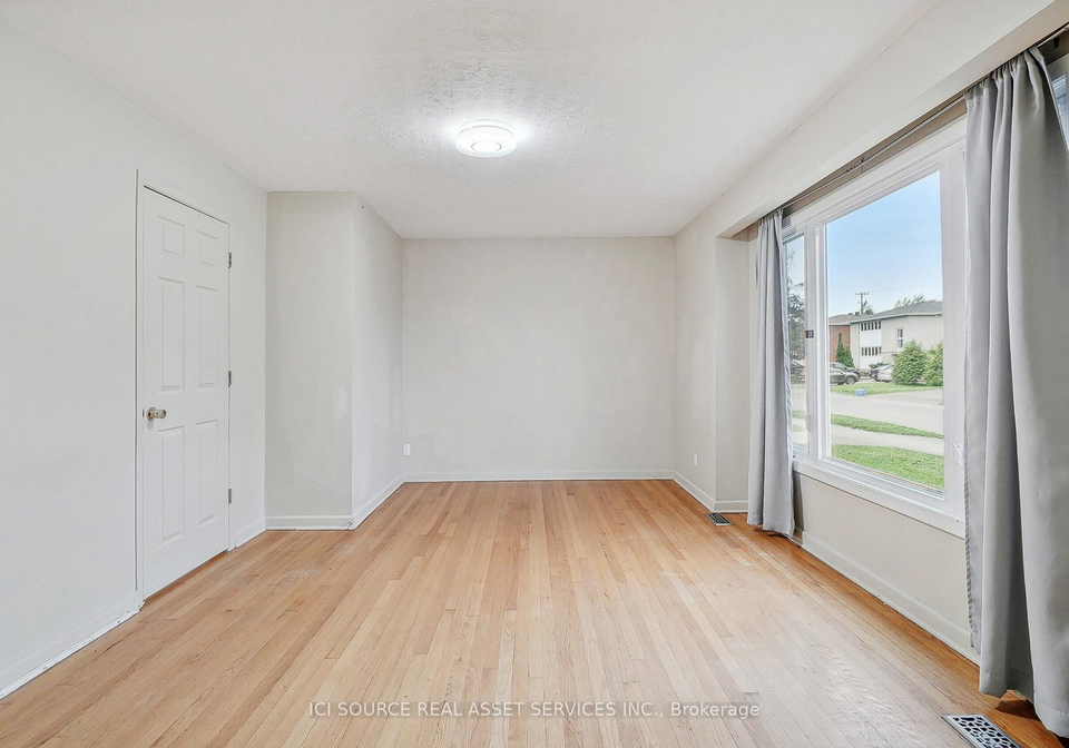 1391-claymor-avenue-ottawa-ontario-x13028524