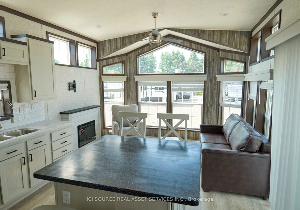 1082-shamrock-marin-road-gravenhurst-ontario-x13028572