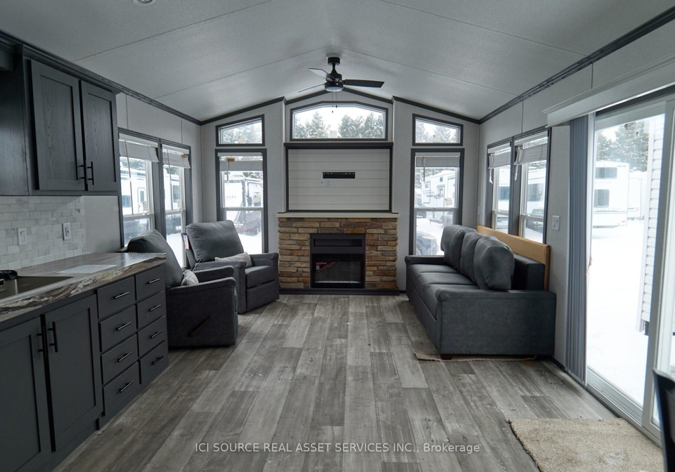 1082-shamrock-marin-road-gravenhurst-ontario-x13028600