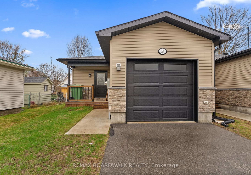 32-david-street-edwardsburghcardinal-ontario-x13028634