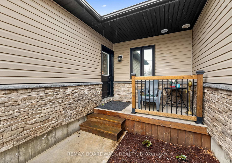 32-david-street-edwardsburghcardinal-ontario-x13028646