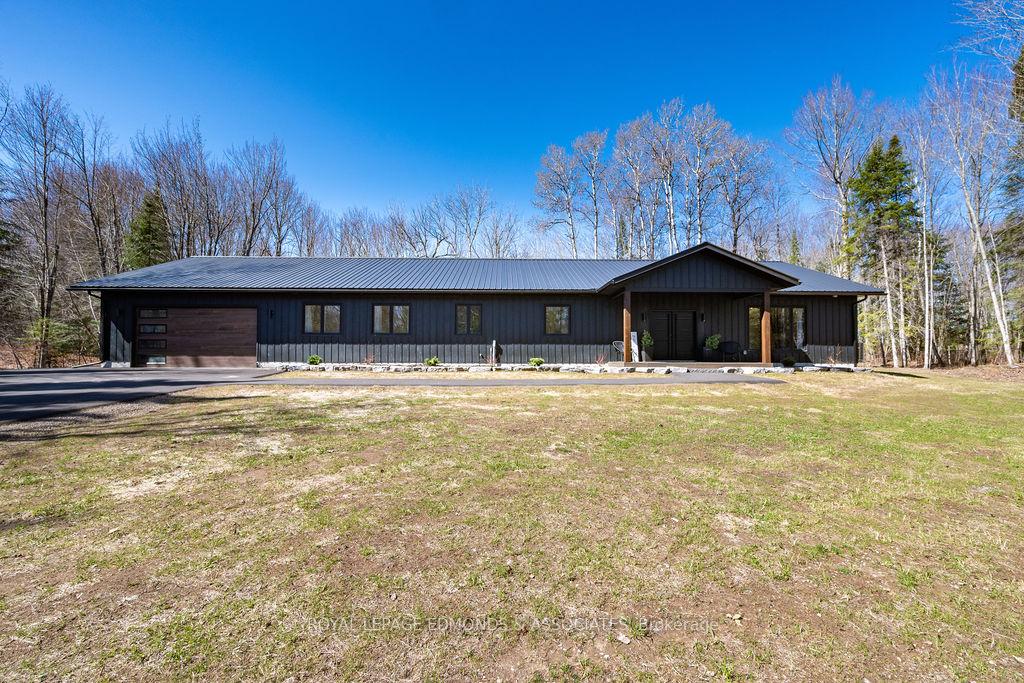 151-sufian-street-laurentian-valley-ontario-x13028756