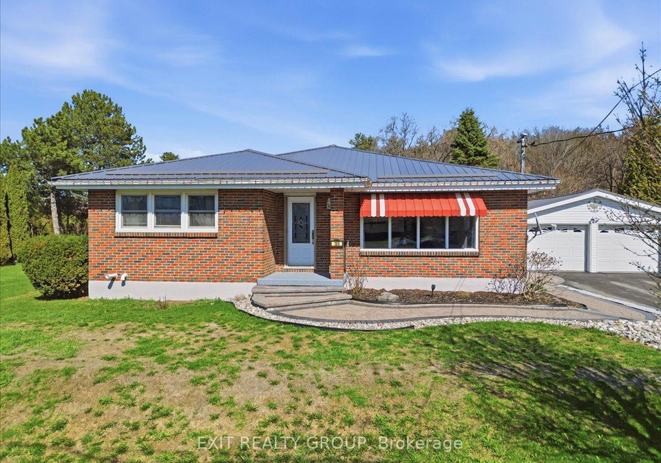 188-riverside-parkway-quinte-west-ontario-x13028762