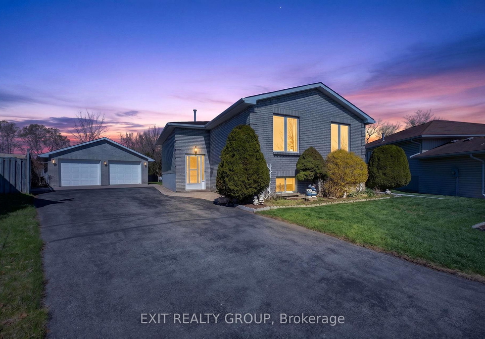 30-charlotte-street-quinte-west-ontario-x13028784