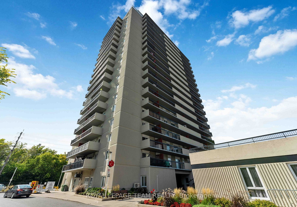 158c-mcarthur-avenue-ottawa-ontario-x13028868