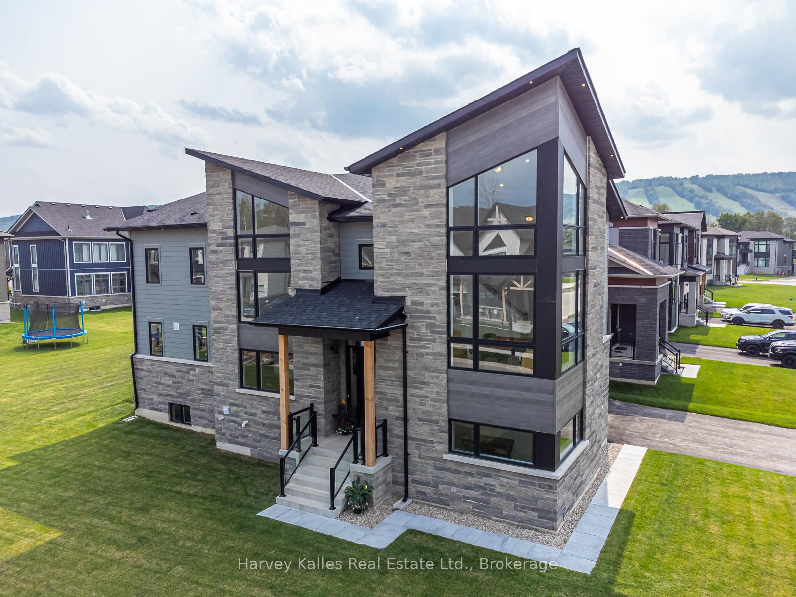 157-springside-crescent-blue-mountains-ontario-x13028940