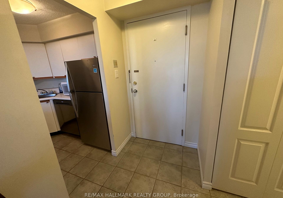 1025-grenon-avenue-ottawa-ontario-x13029042