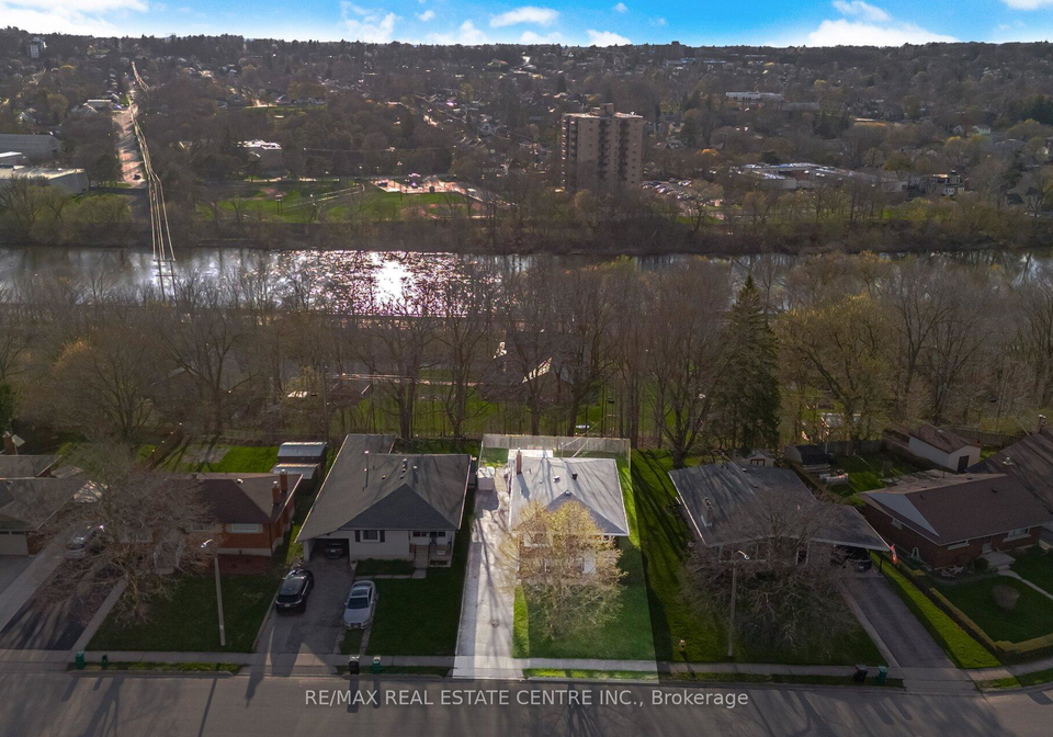 30-highman-avenue-cambridge-ontario-x13029252