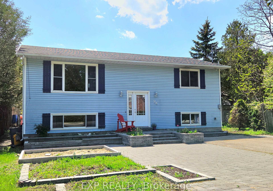 84-martin-street-n-mississippi-mills-ontario-x13029390