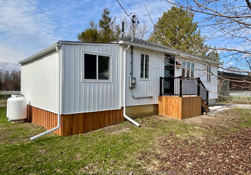 19-alexander-street-w-north-glengarry-ontario-x13029514