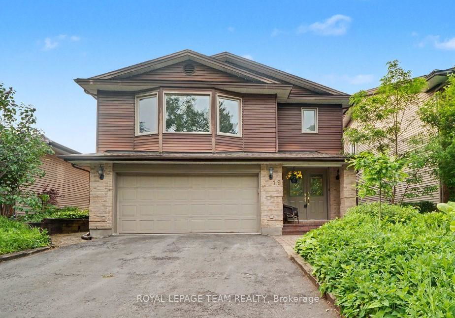 19-hackett-street-ottawa-ontario-x13029584