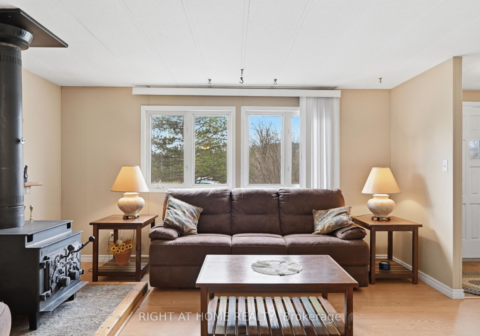 1294-8th-concession-road-w-hamilton-ontario-x13029604