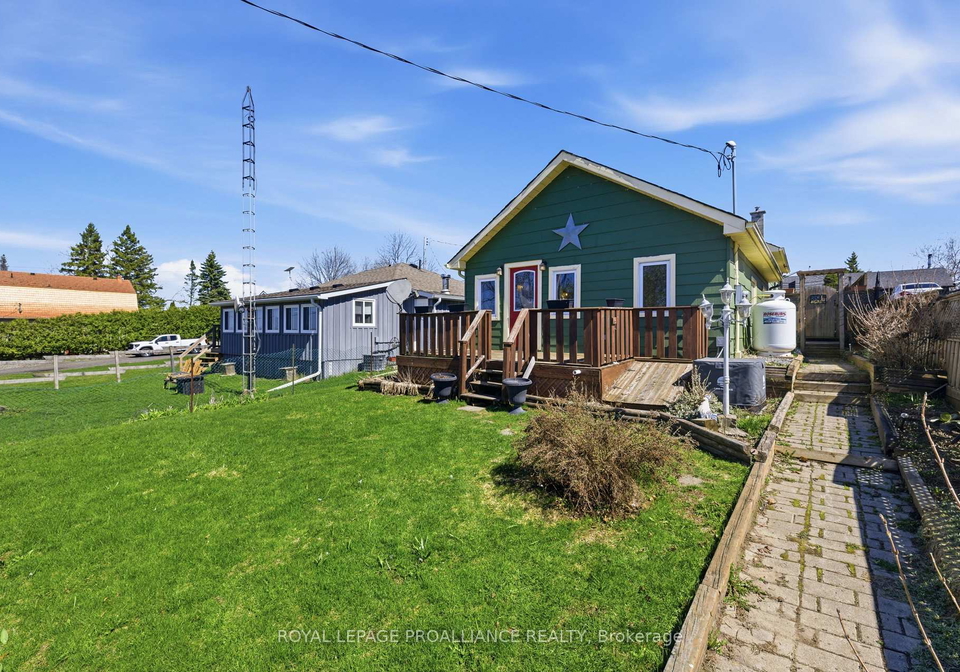 5469-lakeshore-drive-hamilton-township-ontario-x13029630