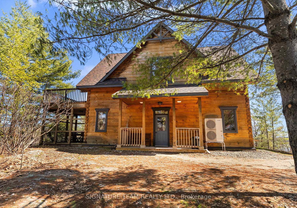 287-presquile-trail-whitewater-region-ontario-x13029754