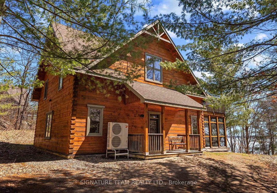 282b-presquile-trail-whitewater-region-ontario-x13029790