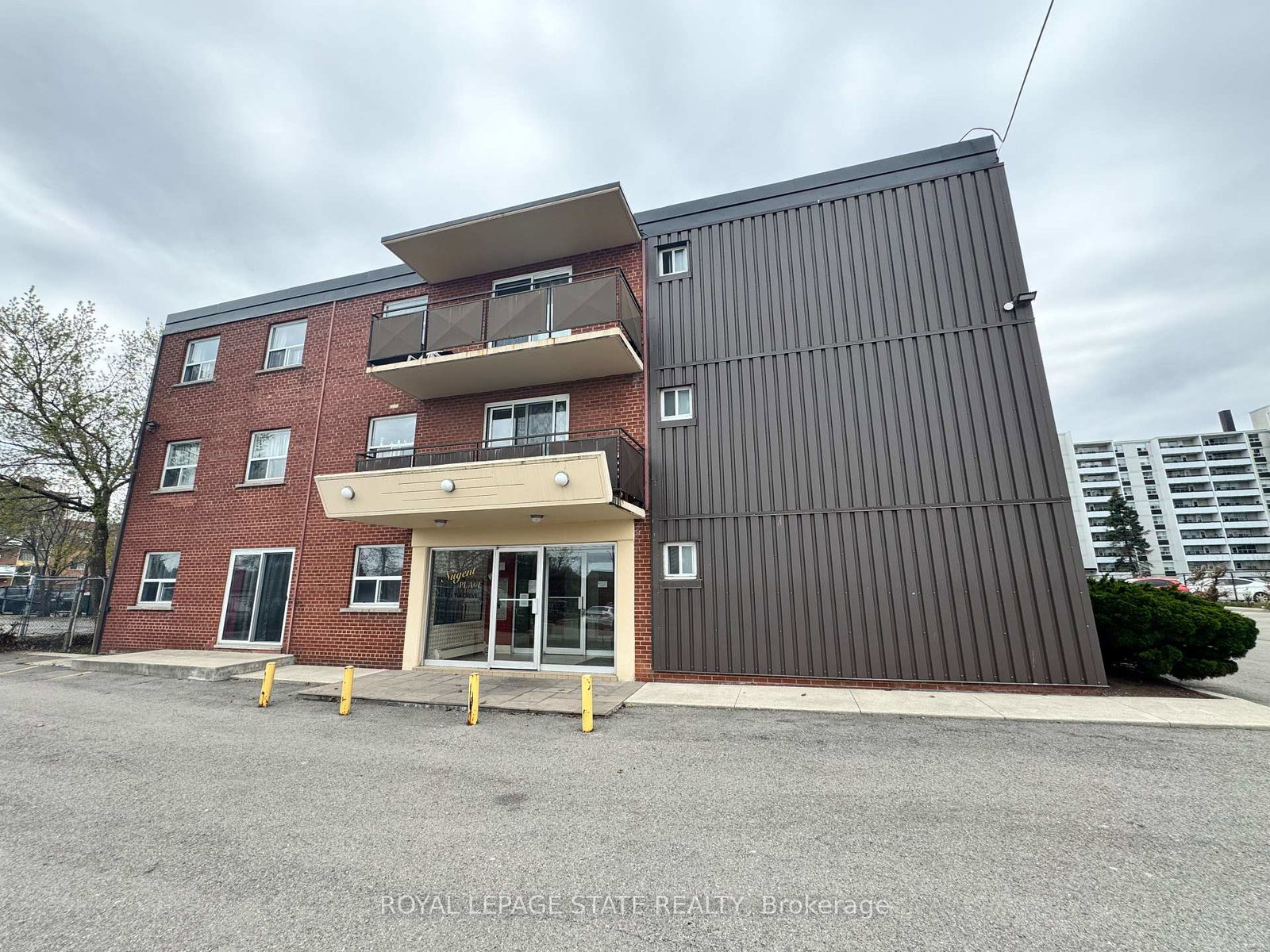 105-tia-drive-hamilton-ontario-x13029792