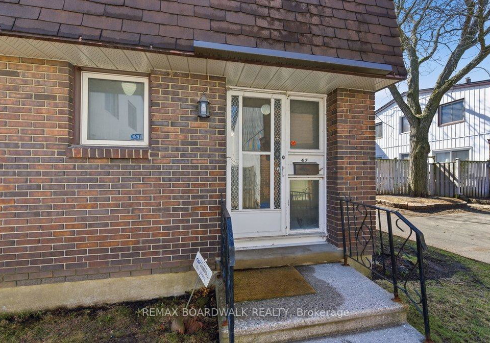 2210-loyola-avenue-ottawa-ontario-x13029840