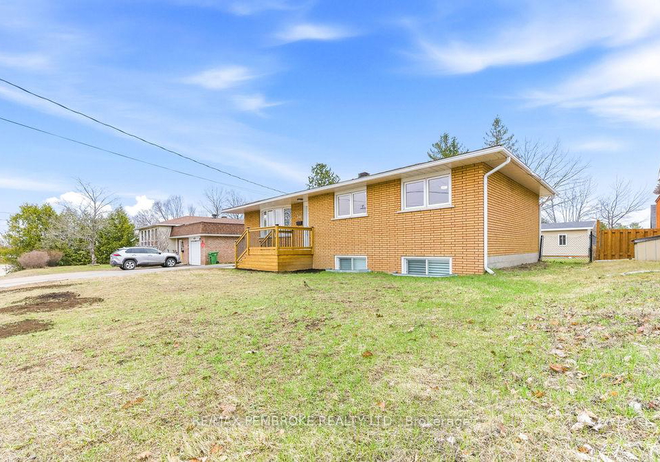 34-john-street-petawawa-ontario-x13030142