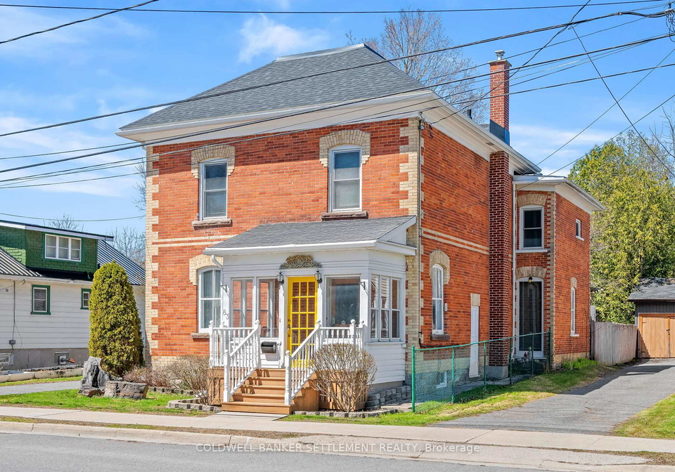83-north-street-perth-ontario-x13030160