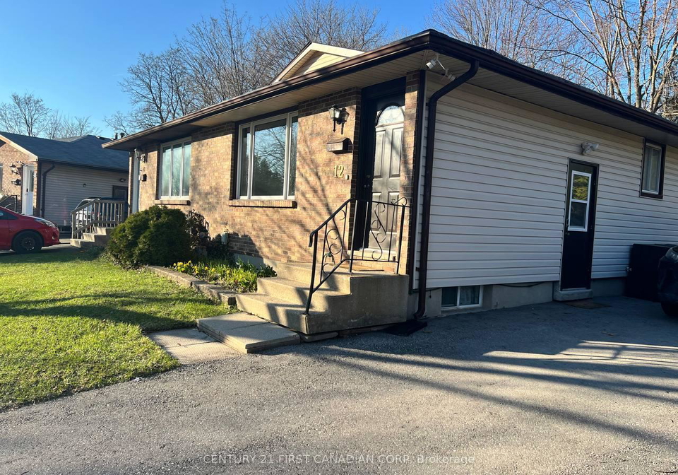 12-wenlock-crescent-london-north-ontario-x13030266