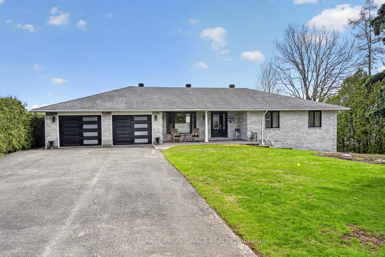 1289-county-road-2-e-augusta-ontario-x13030340