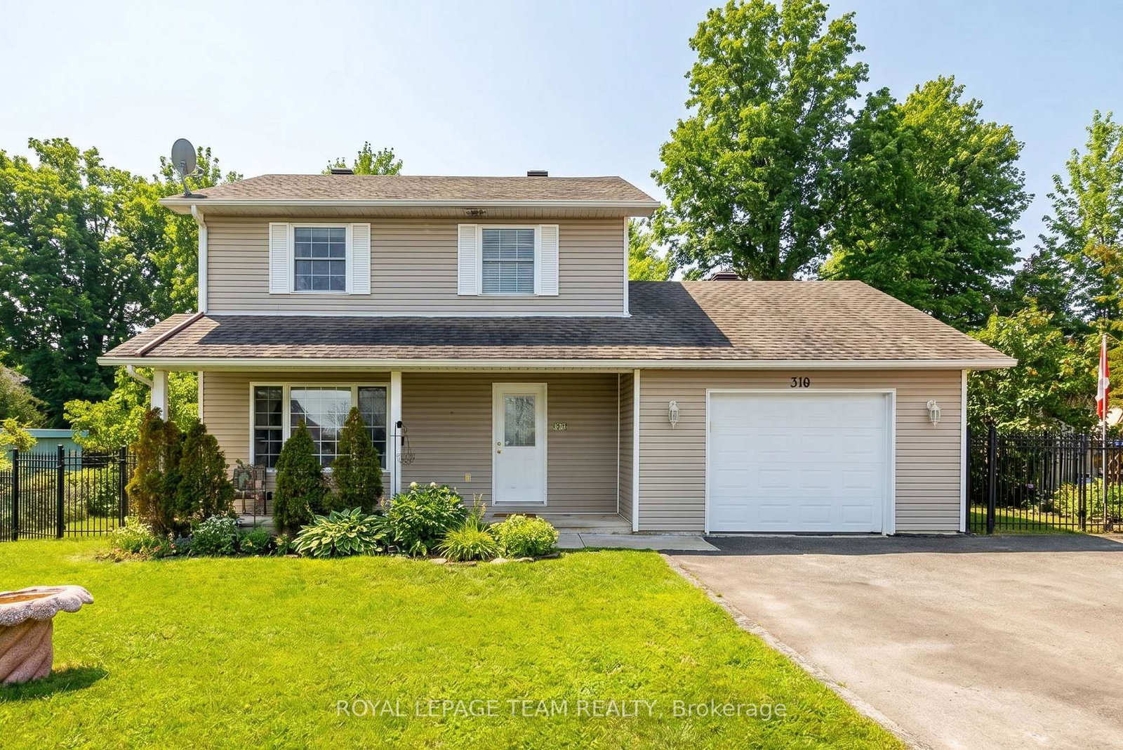 318-main-street-e-merrickville-wolford-ontario-x13030354