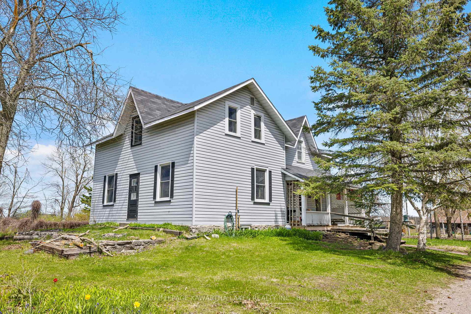 589-county-road-8-kawartha-lakes-ontario-x13030368