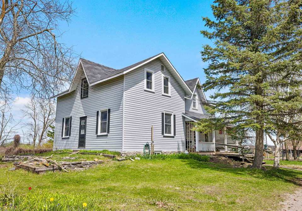 589-county-road-8-kawartha-lakes-ontario-x13030368