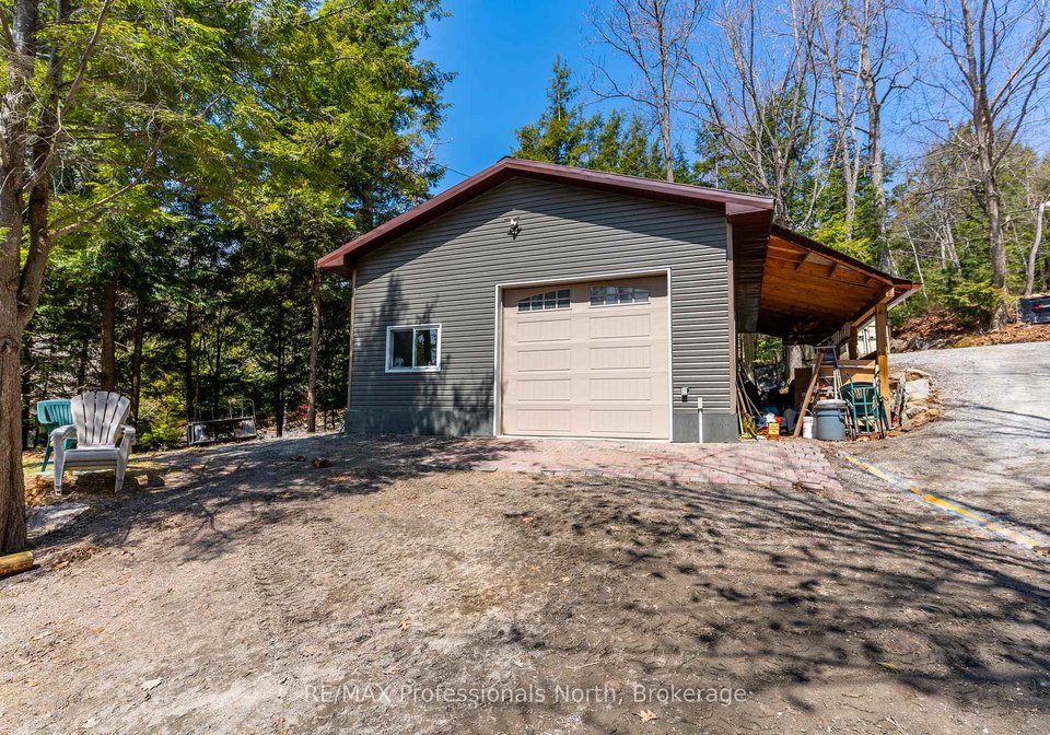 5543-kennisis-lake-road-dysart-et-al-ontario-x13030428