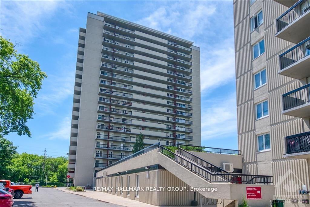 158c-mcarthur-avenue-ottawa-ontario-x13030478
