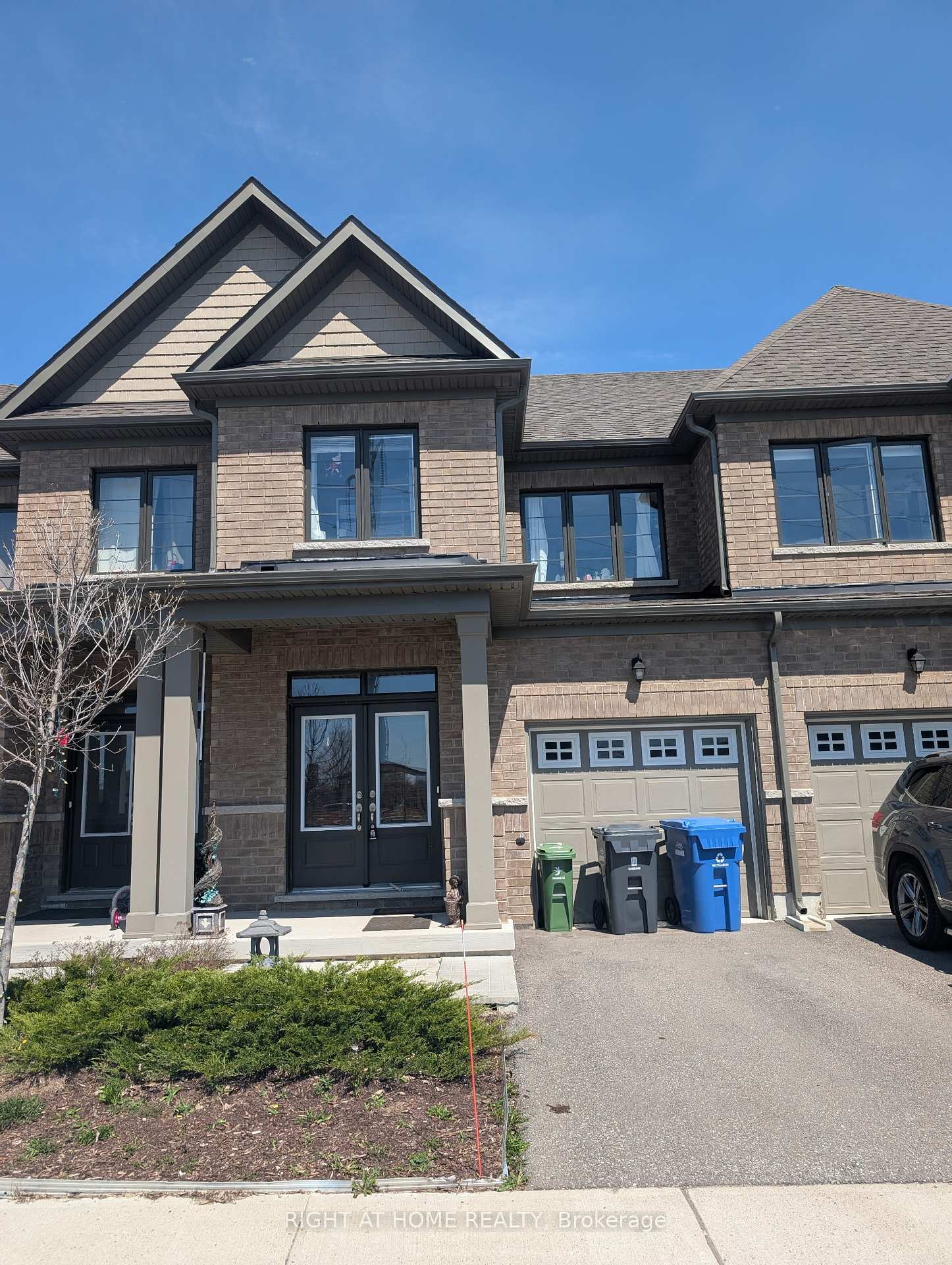 166-deerpath-drive-guelph-ontario-x13030550