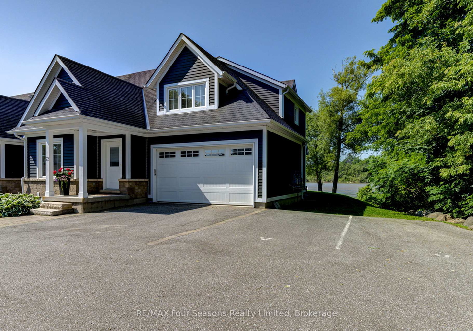 59-king-street-e-blue-mountains-ontario-x13030566