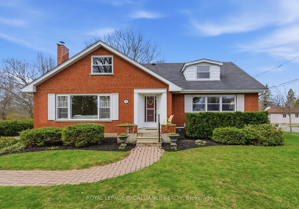 395-henry-street-cobourg-ontario-x13030600