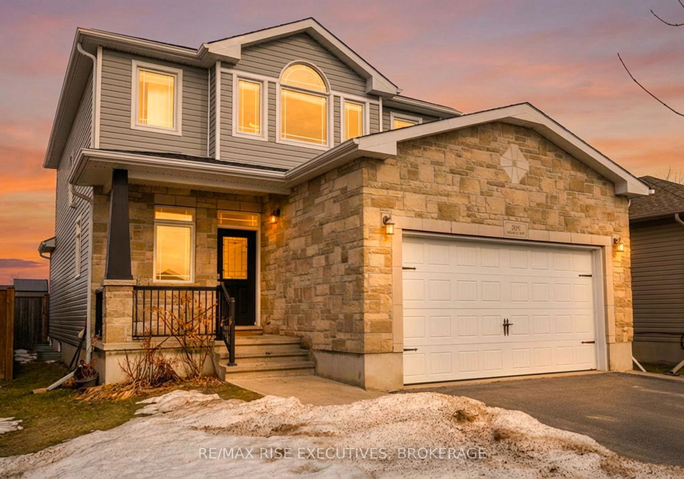 203-kildare-avenue-loyalist-ontario-x13030696
