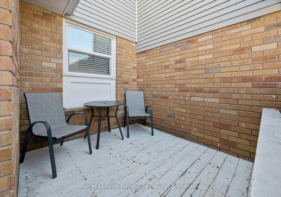 33-fairgreen-close-cambridge-ontario-x13030706