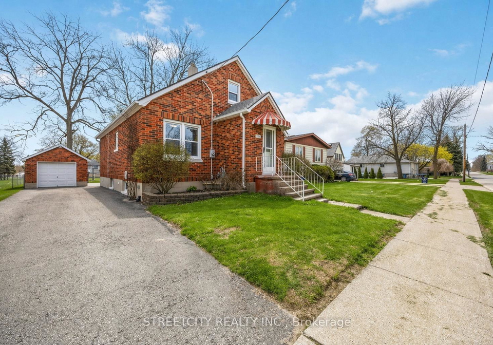 530-plympton-street-plympton-wyoming-ontario-x13030788