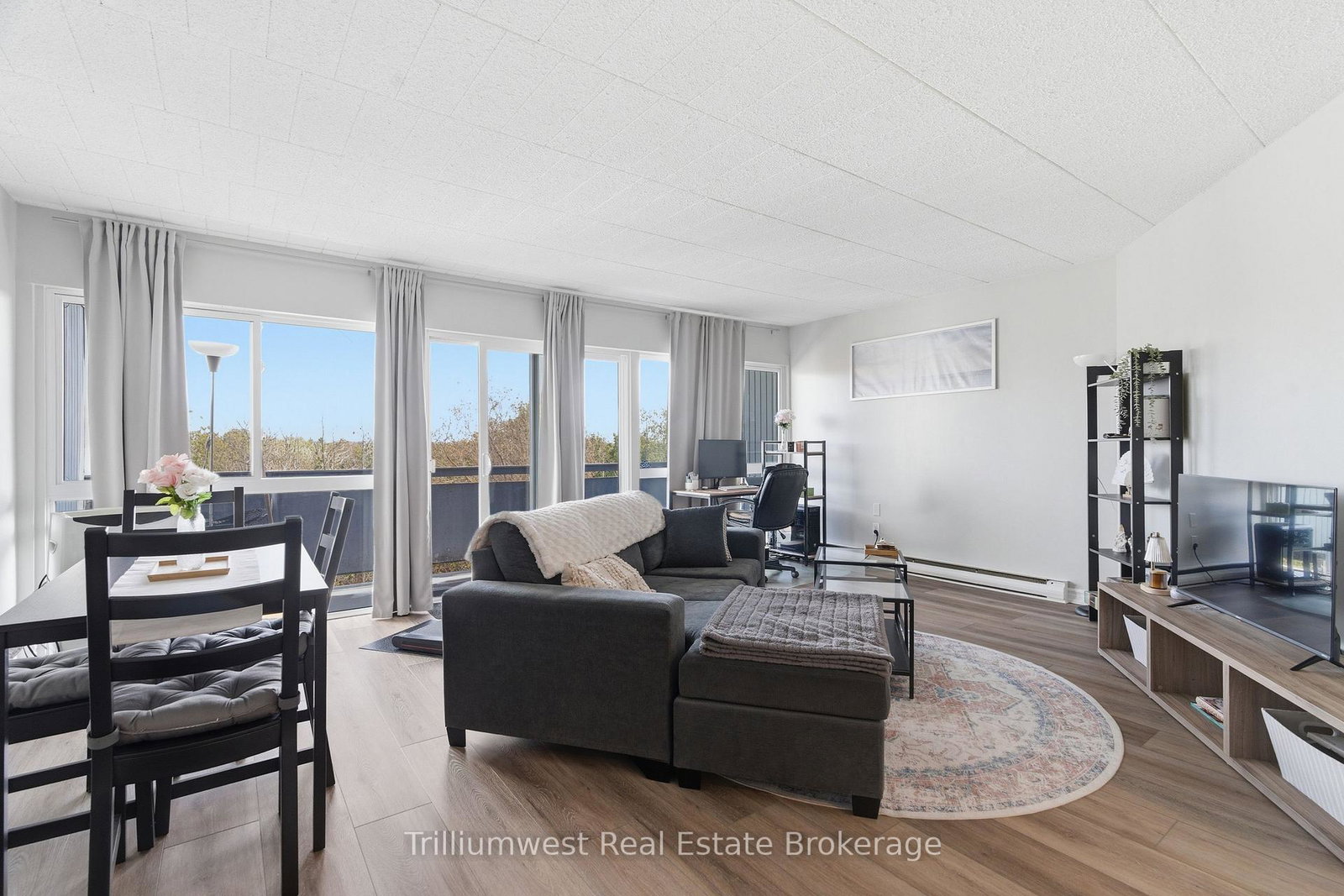 91-conroy-crescent-guelph-ontario-x13030856