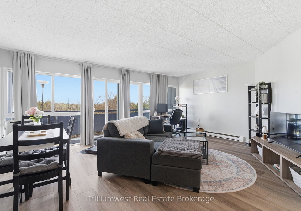 91-conroy-crescent-guelph-ontario-x13030856