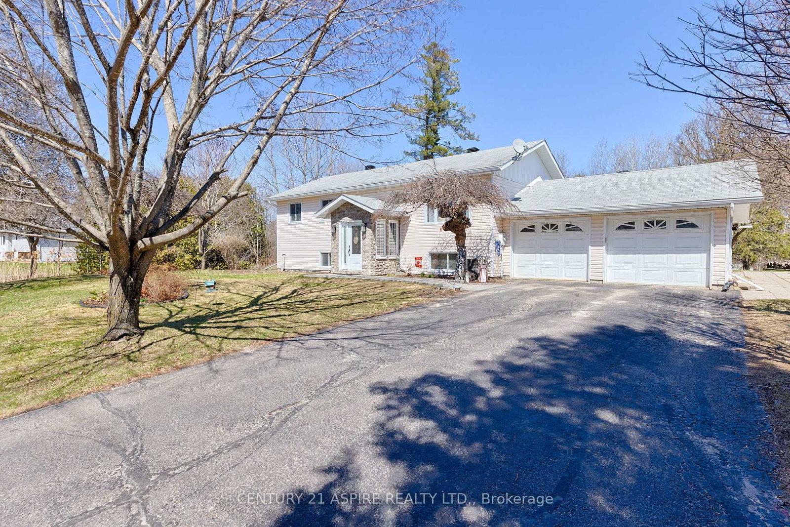 8-ridge-drive-laurentian-valley-ontario-x13031104