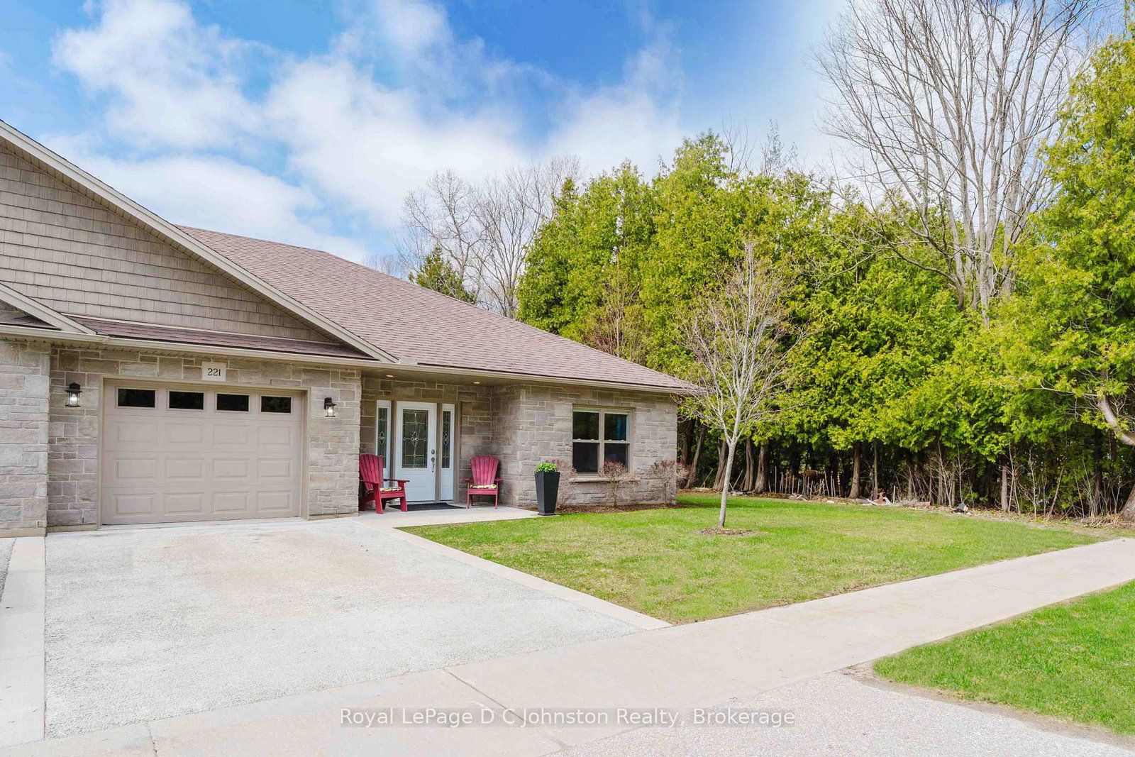 221-grenville-street-s-saugeen-shores-ontario-x13031118