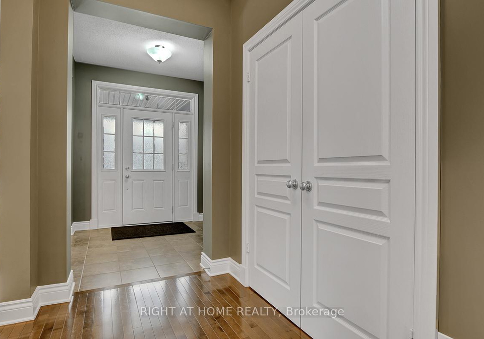 701-everlasting-crescent-ottawa-ontario-x13031238