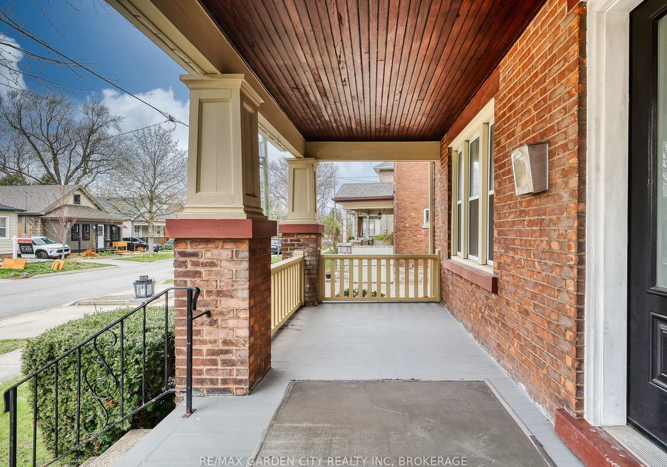 60-woodland-avenue-st-catharines-ontario-x13031272