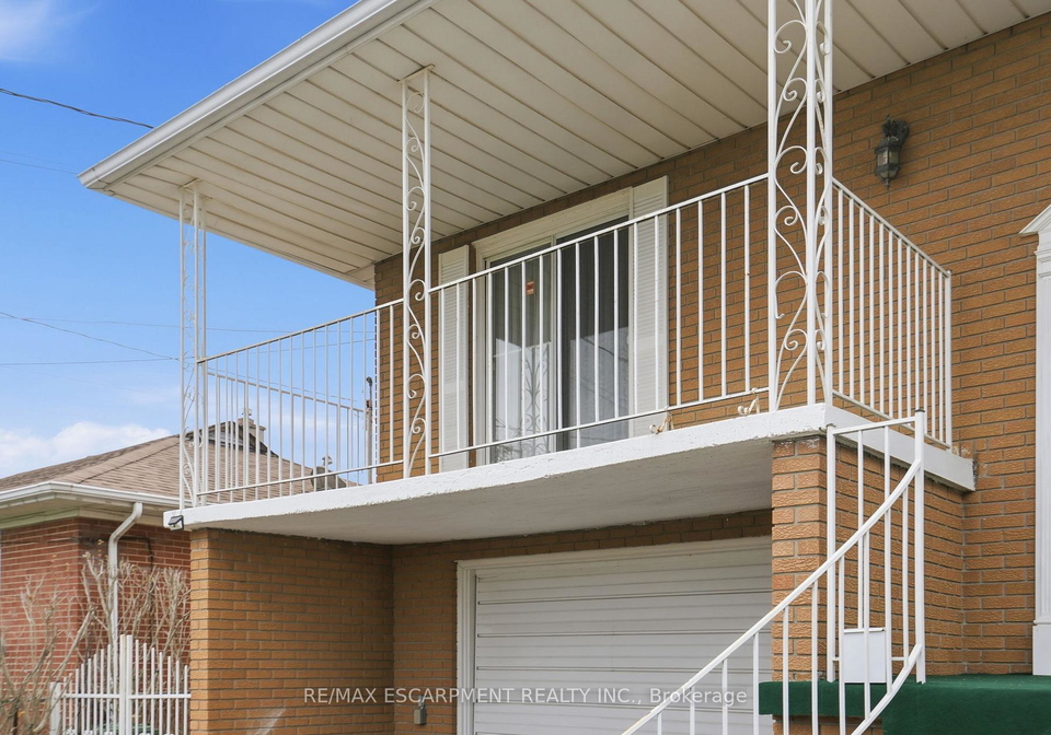 233-fruitland-road-hamilton-ontario-x13031454