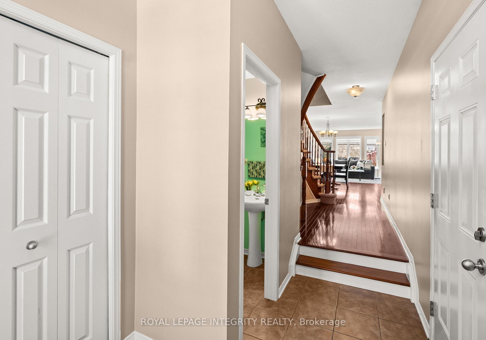 722-nakina-way-ottawa-ontario-x13031600
